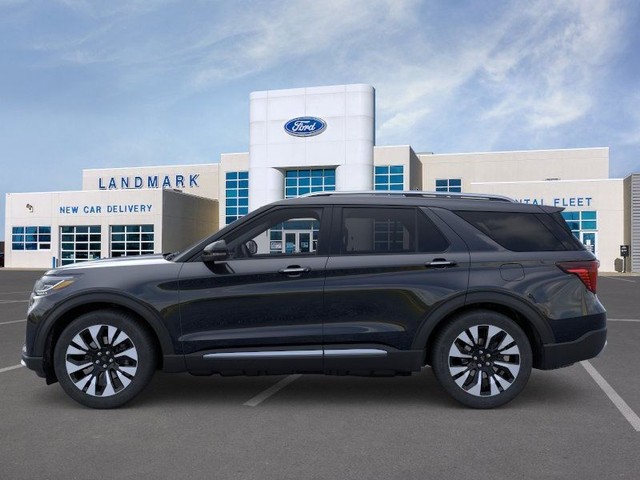 Ford Explorer Vehicle Full-screen Gallery Image 3