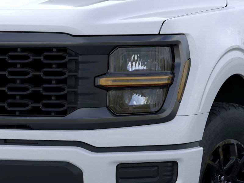 Ford F-150 Vehicle Full-screen Gallery Image 18