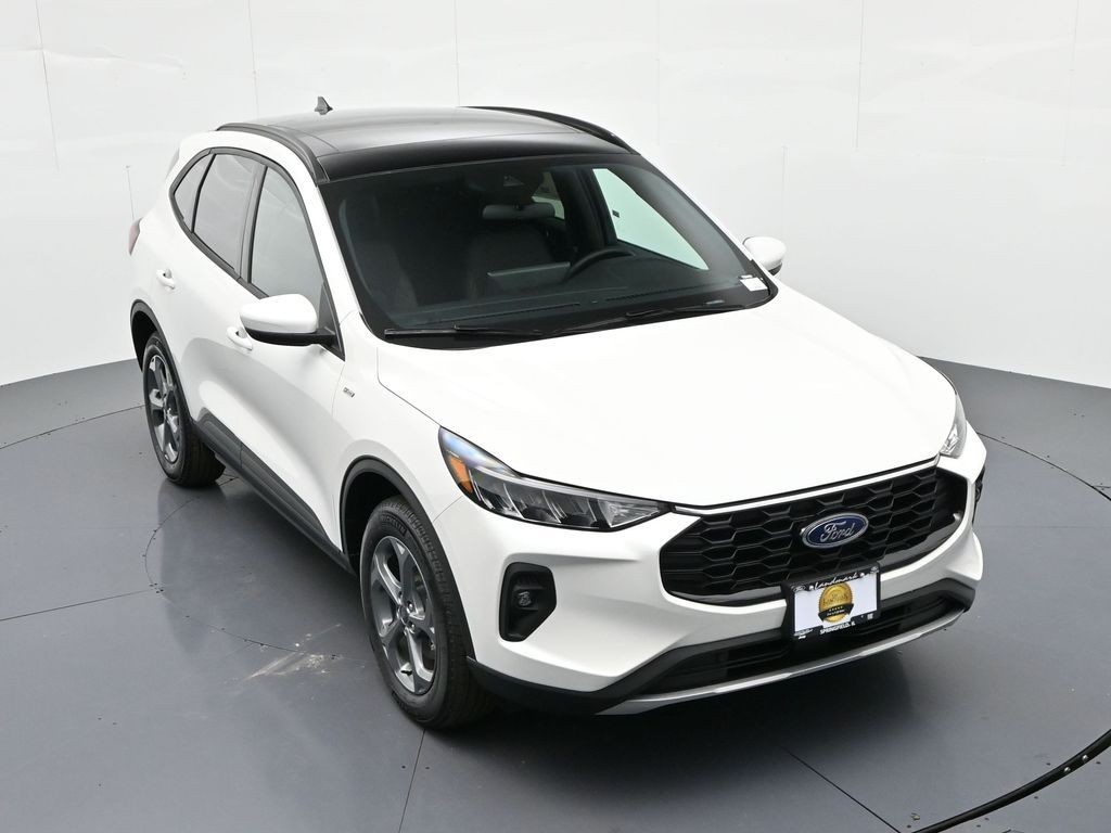 Ford Escape Hybrid Vehicle Full-screen Gallery Image 22