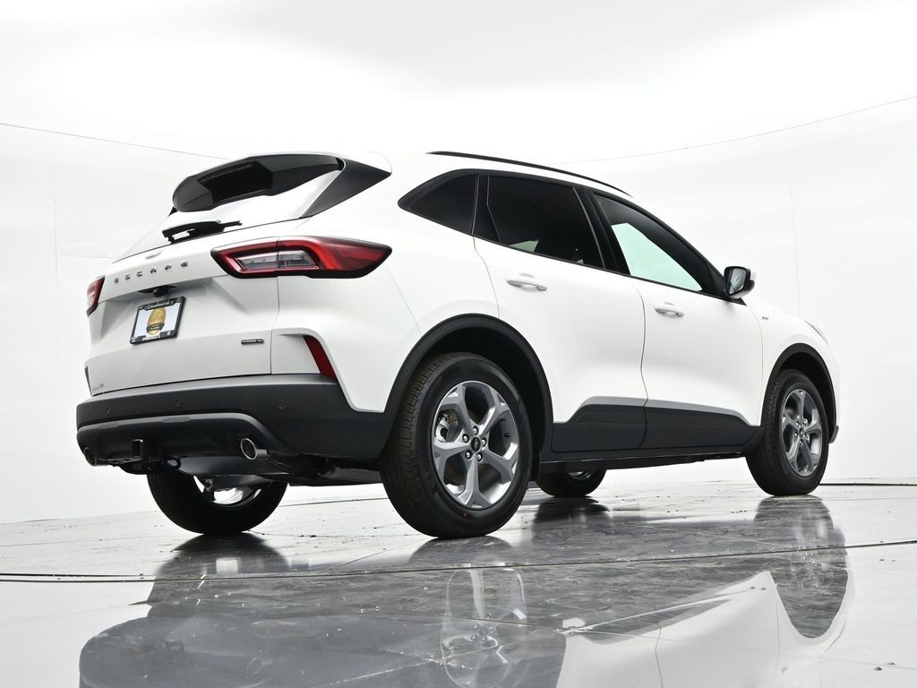 Ford Escape Hybrid Vehicle Full-screen Gallery Image 28