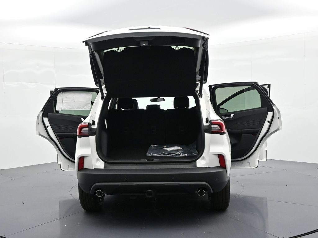 Ford Escape Hybrid Vehicle Full-screen Gallery Image 33