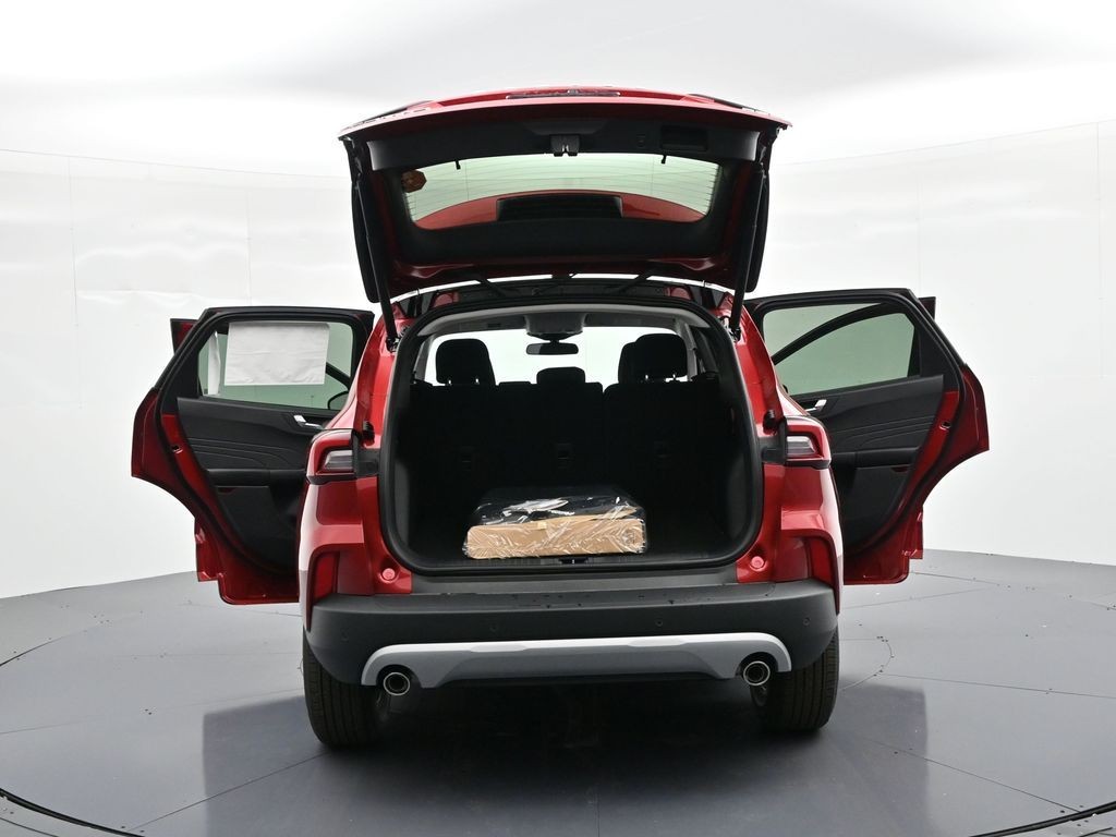 Ford Escape Vehicle Full-screen Gallery Image 34