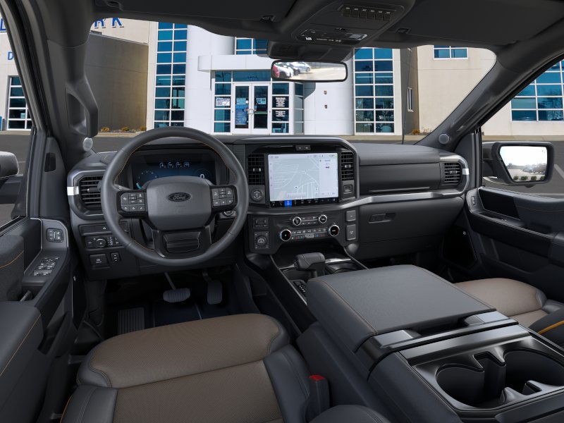 Ford F-150 Vehicle Full-screen Gallery Image 9