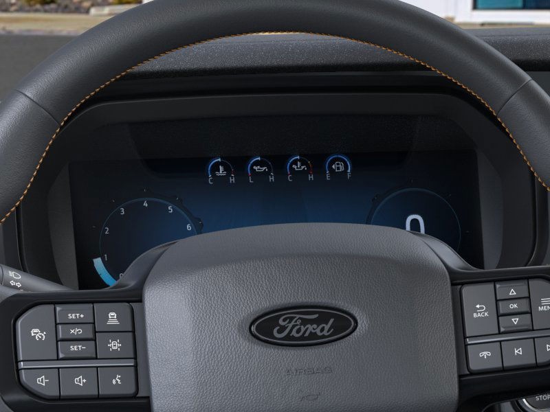 Ford F-150 Vehicle Full-screen Gallery Image 13