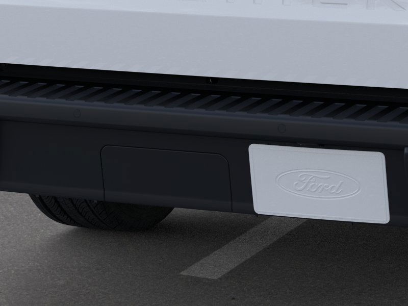 Ford Vehicle Full-screen Gallery Image 23