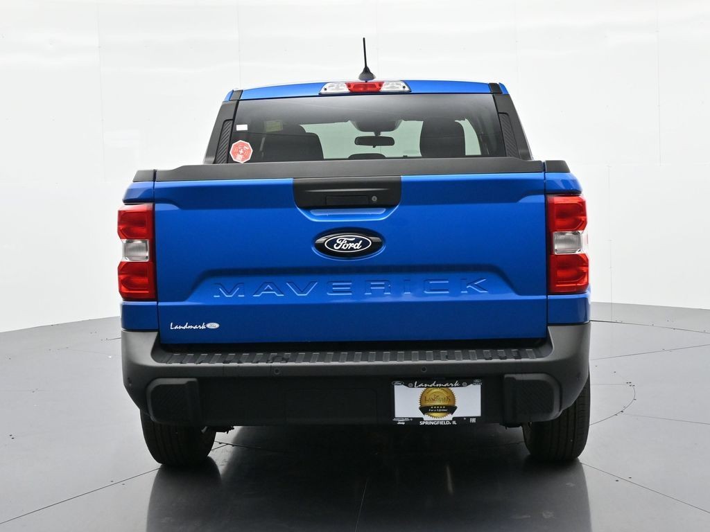Ford Maverick Vehicle Full-screen Gallery Image 7