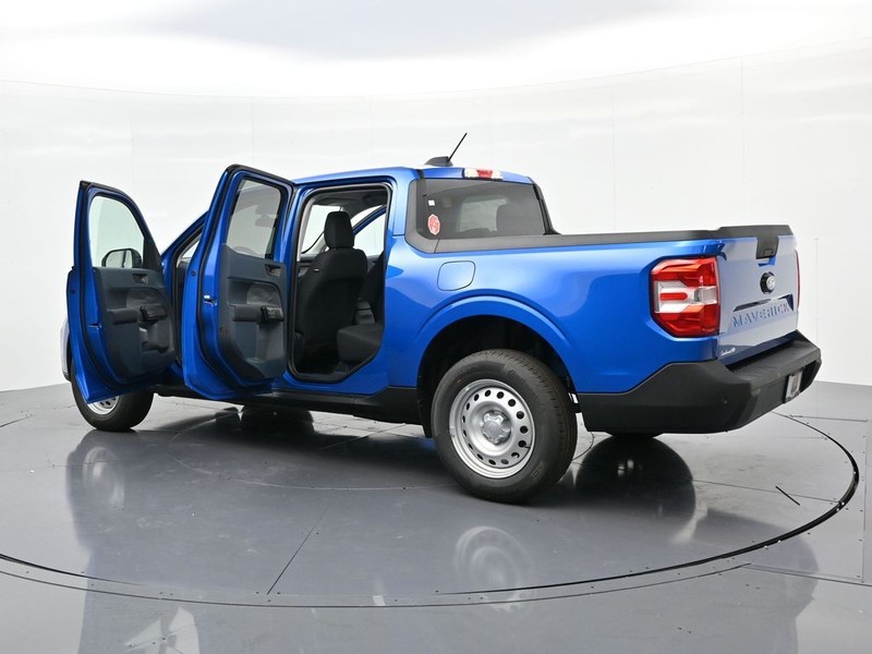 Ford Maverick Vehicle Full-screen Gallery Image 28