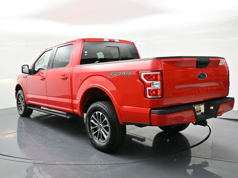 Ford F-150 Vehicle Full-screen Gallery Image 7