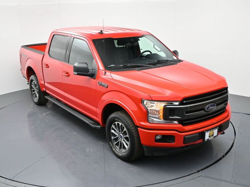 Ford F-150 Vehicle Full-screen Gallery Image 13