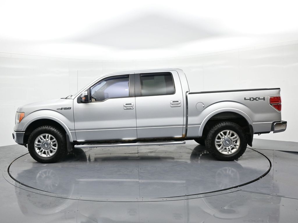 Ford F-150 Vehicle Full-screen Gallery Image 9