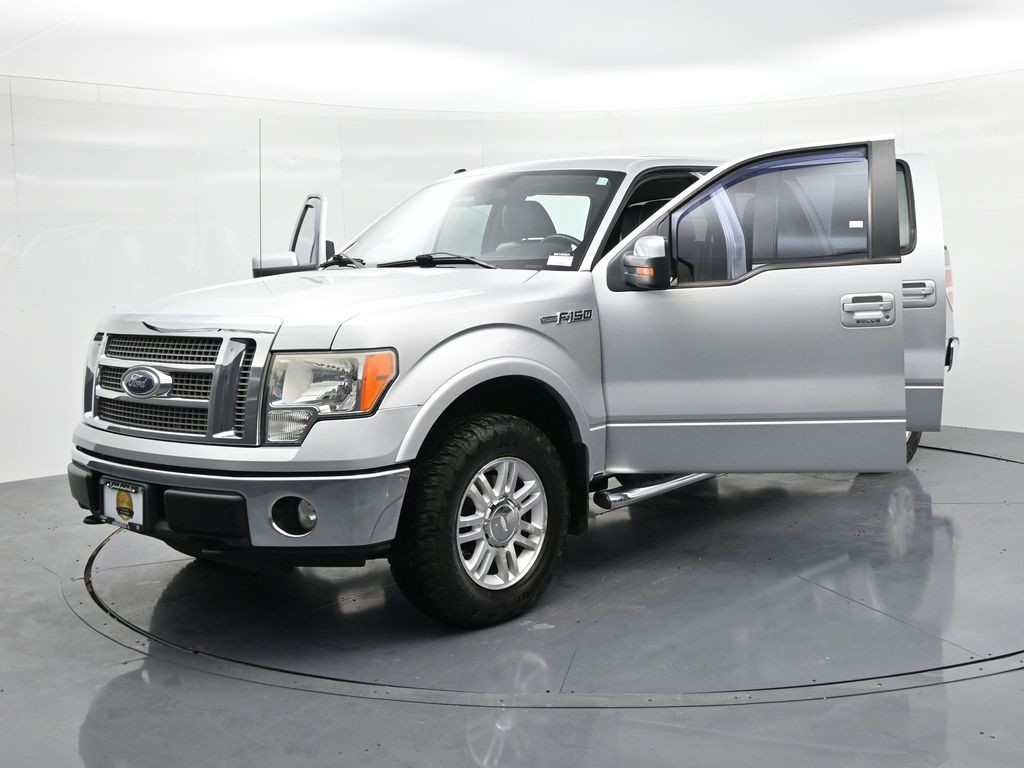 Ford F-150 Vehicle Full-screen Gallery Image 24