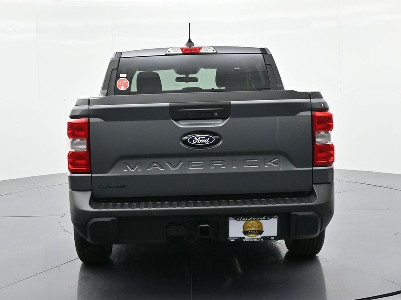 Ford Maverick Vehicle Full-screen Gallery Image 7