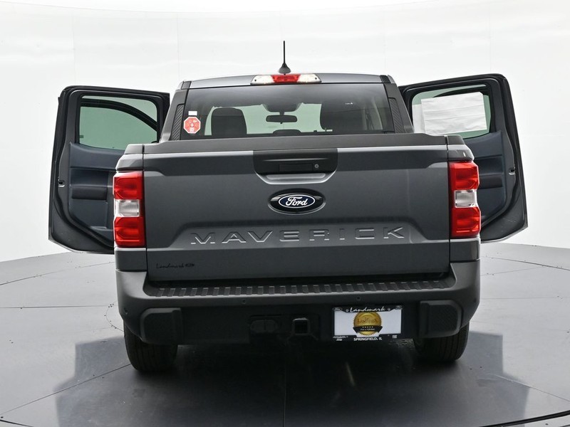 Ford Maverick Vehicle Full-screen Gallery Image 29