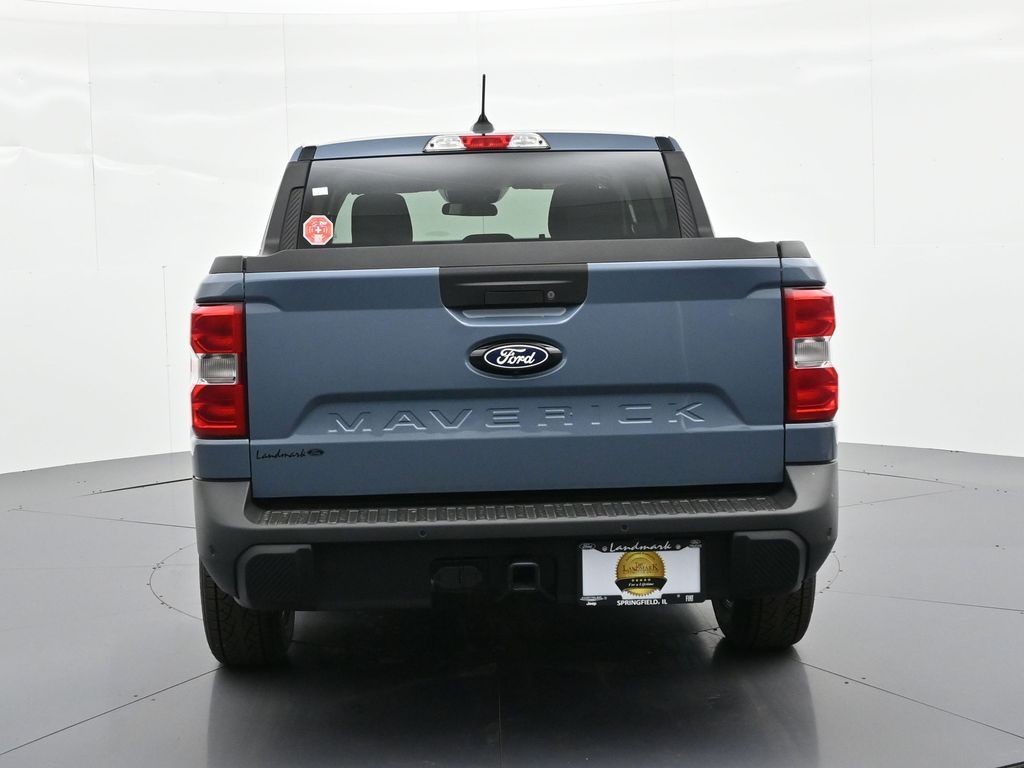 Ford Maverick Vehicle Full-screen Gallery Image 7