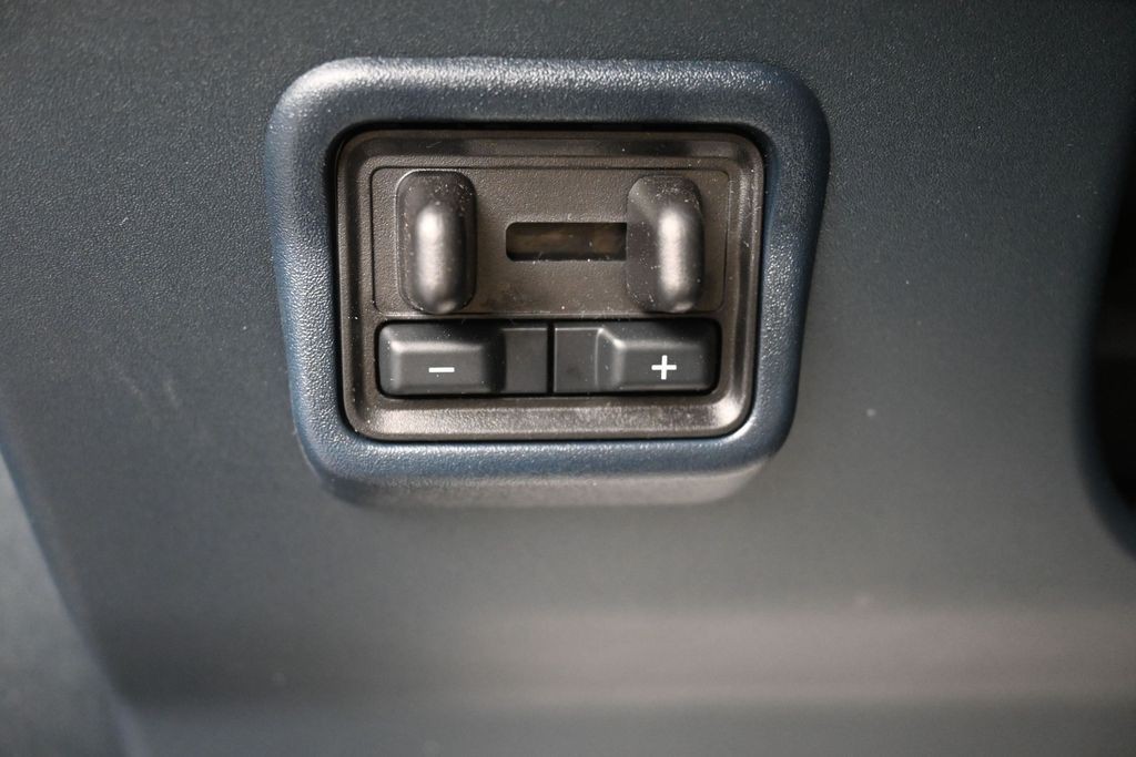 Ford Maverick Vehicle Full-screen Gallery Image 20