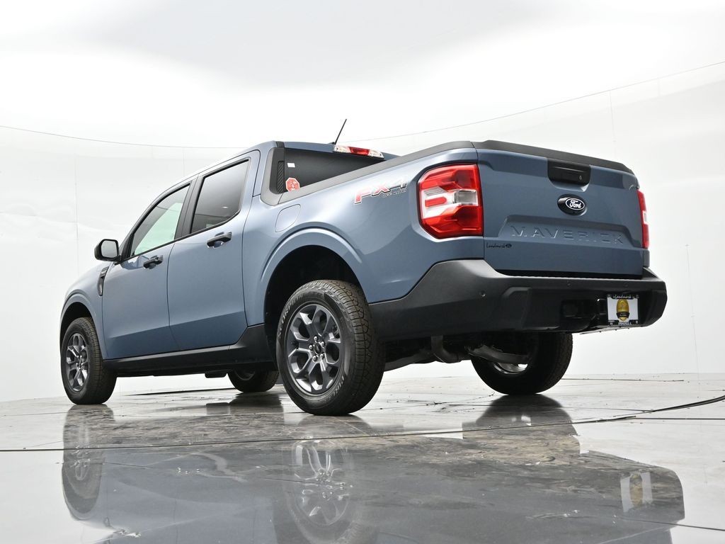 Ford Maverick Vehicle Full-screen Gallery Image 30