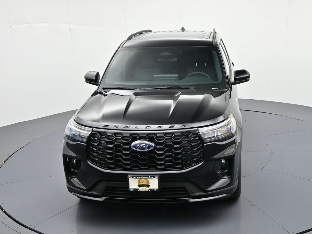 Ford Explorer Vehicle Full-screen Gallery Image 27