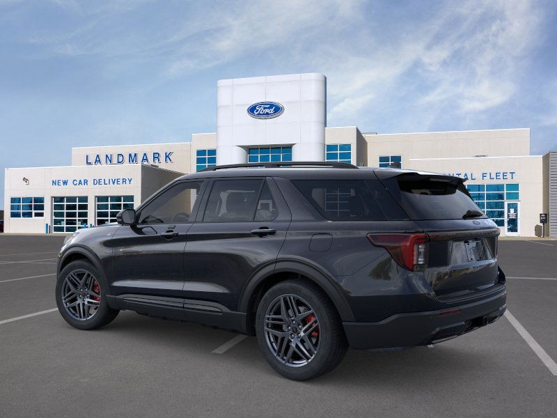 Ford Explorer Vehicle Full-screen Gallery Image 4