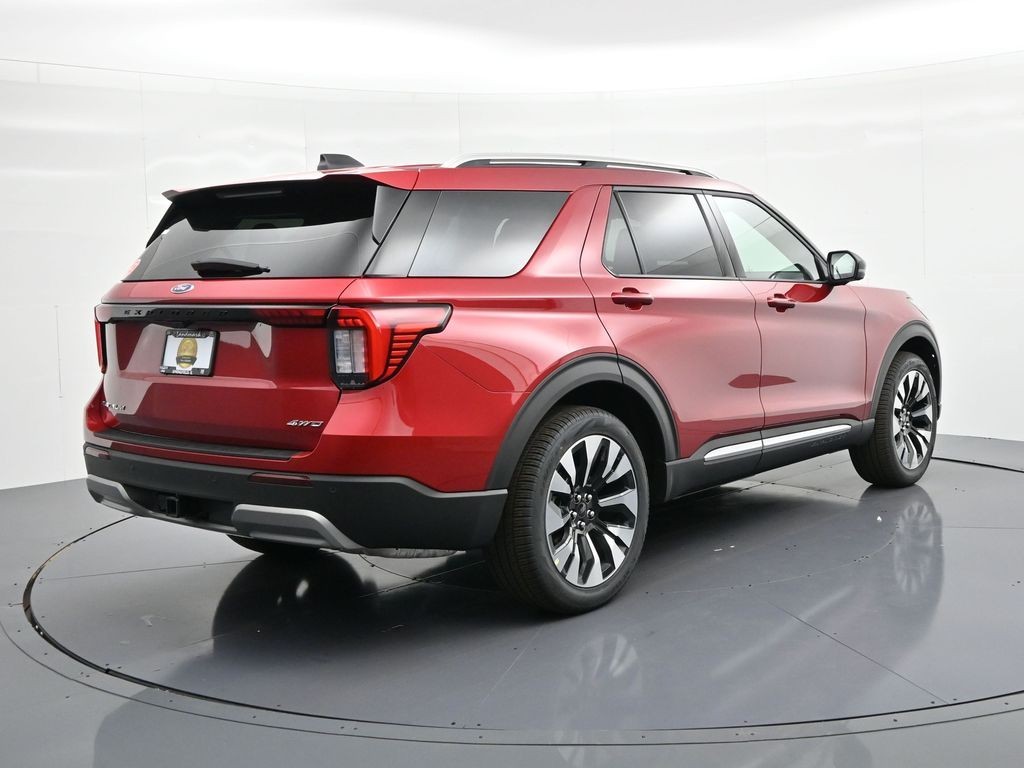 Ford Explorer Vehicle Full-screen Gallery Image 6