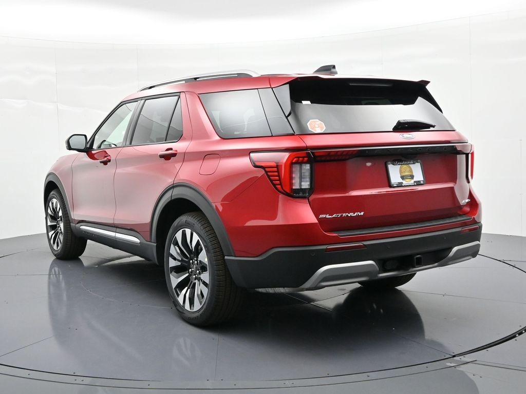 Ford Explorer Vehicle Full-screen Gallery Image 8
