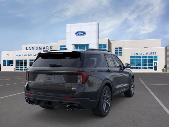 Ford Explorer Vehicle Full-screen Gallery Image 8