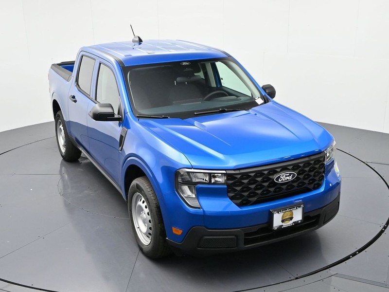 Ford Maverick Vehicle Full-screen Gallery Image 16