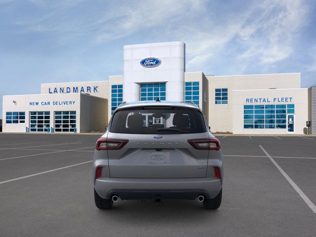 Ford Escape Hybrid Vehicle Full-screen Gallery Image 5
