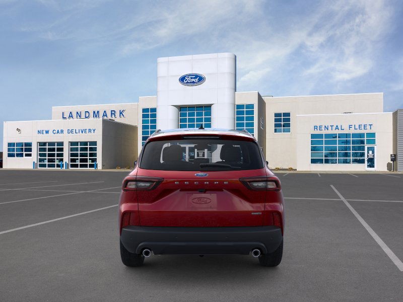 Ford Escape Hybrid Vehicle Full-screen Gallery Image 5