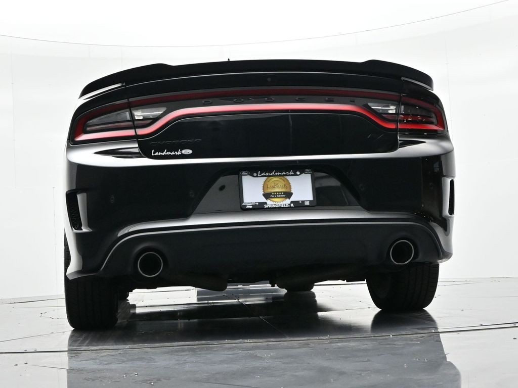 Dodge Charger Vehicle Full-screen Gallery Image 21