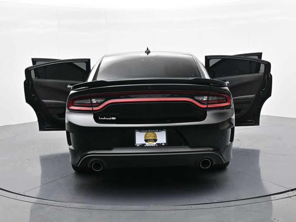 Dodge Charger Vehicle Full-screen Gallery Image 27