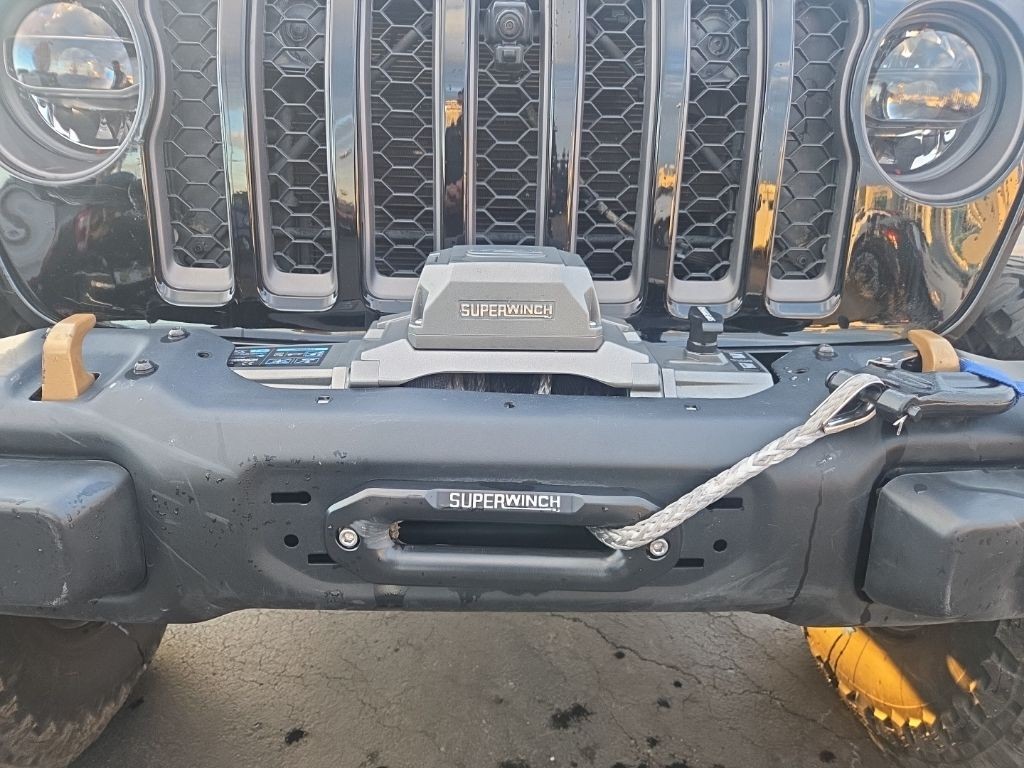 Jeep Wrangler Vehicle Full-screen Gallery Image 11