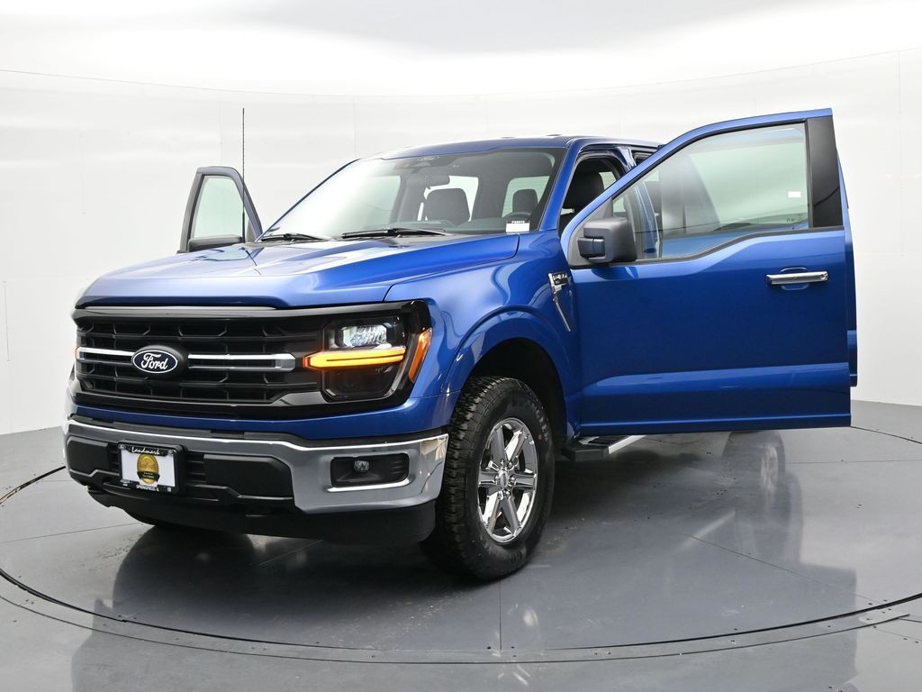 Ford F-150 Vehicle Full-screen Gallery Image 25