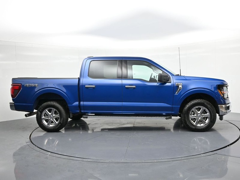 Ford F-150 Vehicle Full-screen Gallery Image 5