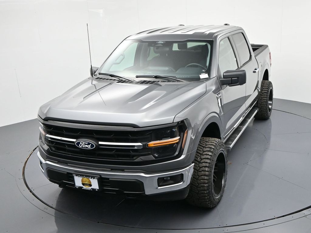 Ford F-150 Vehicle Full-screen Gallery Image 17