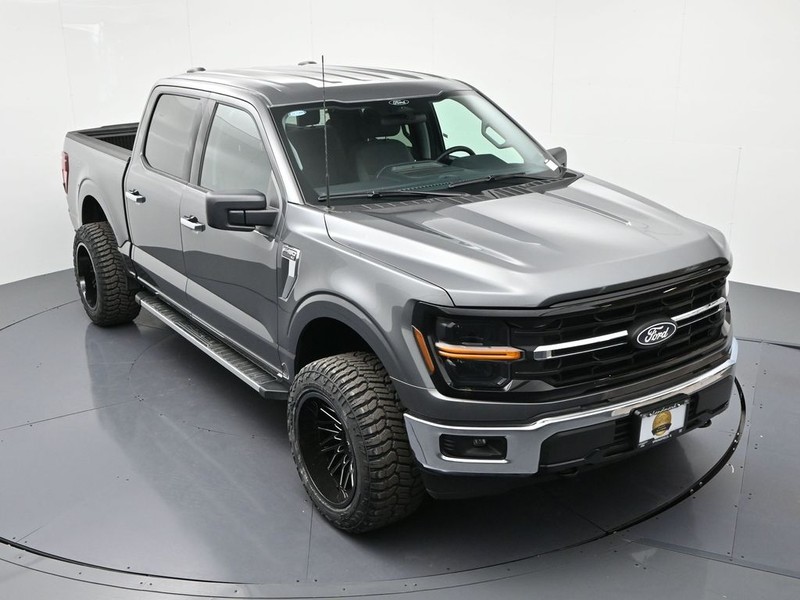Ford F-150 Vehicle Full-screen Gallery Image 15