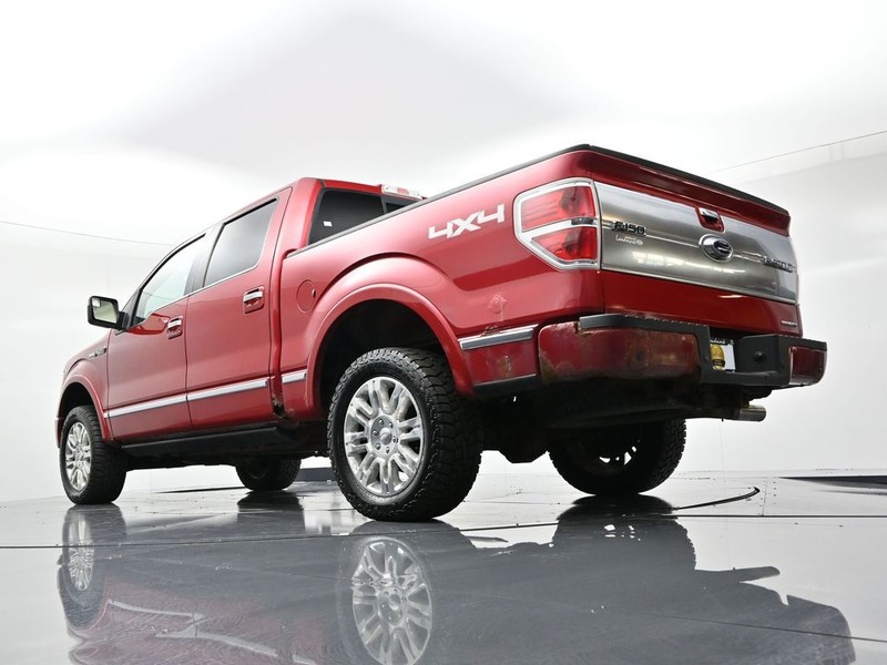 Ford F-150 Vehicle Full-screen Gallery Image 22