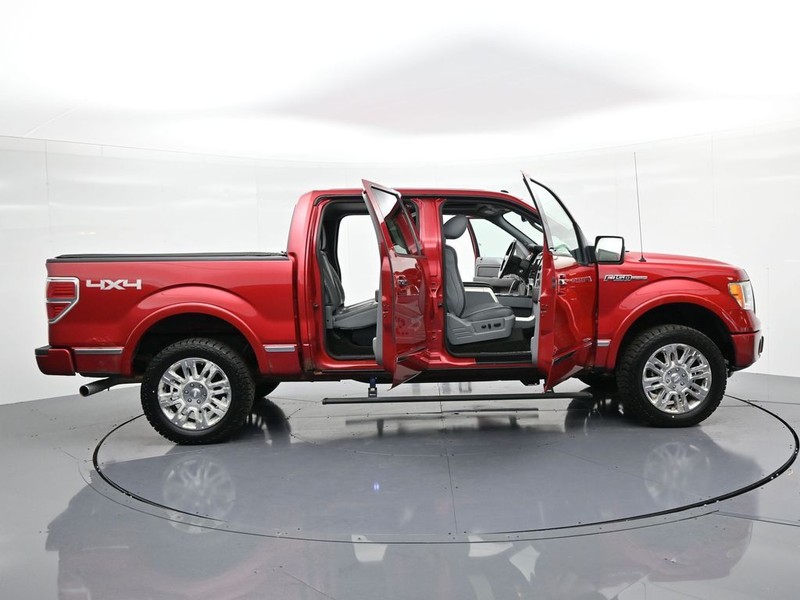 Ford F-150 Vehicle Full-screen Gallery Image 26