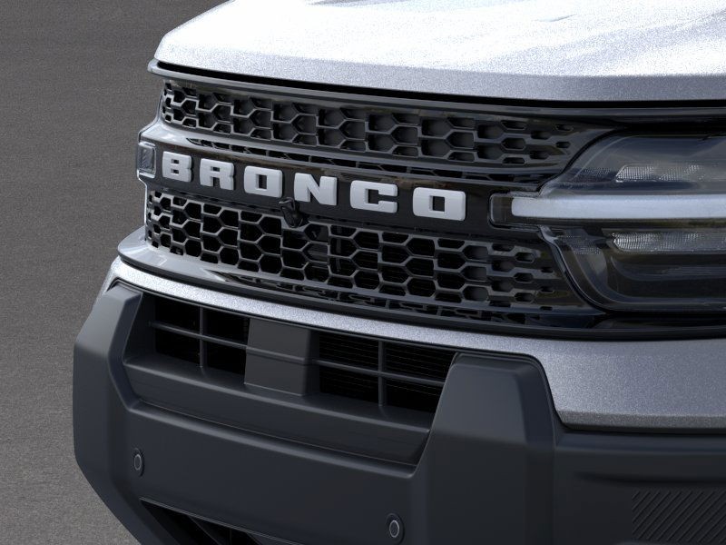 Ford Bronco Sport Vehicle Full-screen Gallery Image 17