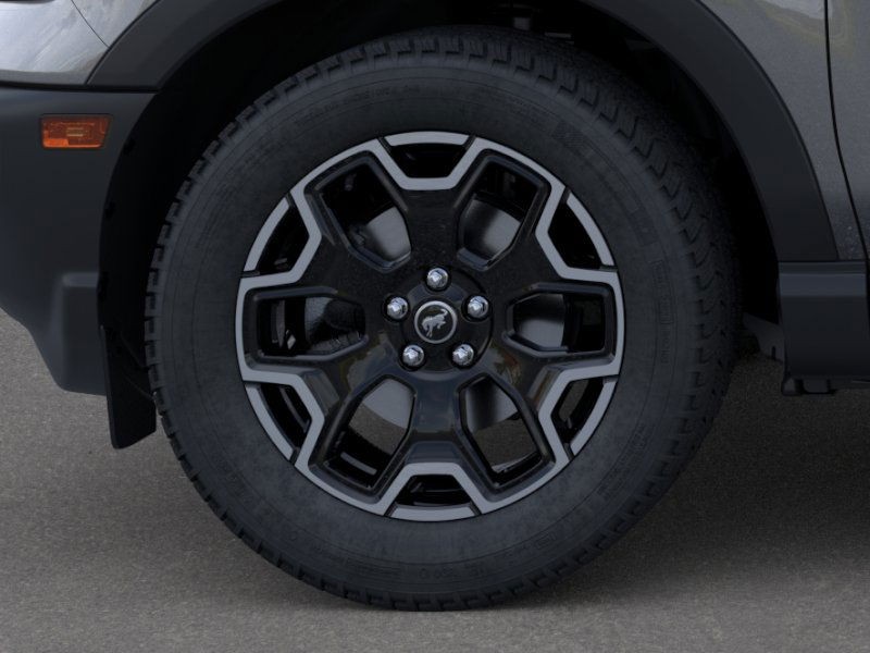 Ford Bronco Sport Vehicle Full-screen Gallery Image 19