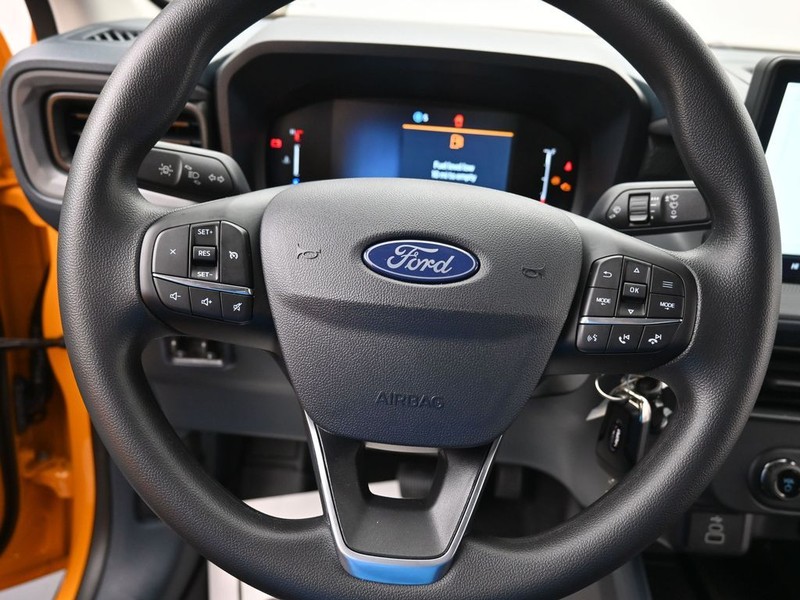 Ford Maverick Vehicle Full-screen Gallery Image 12