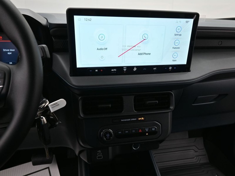 Ford Maverick Vehicle Full-screen Gallery Image 13