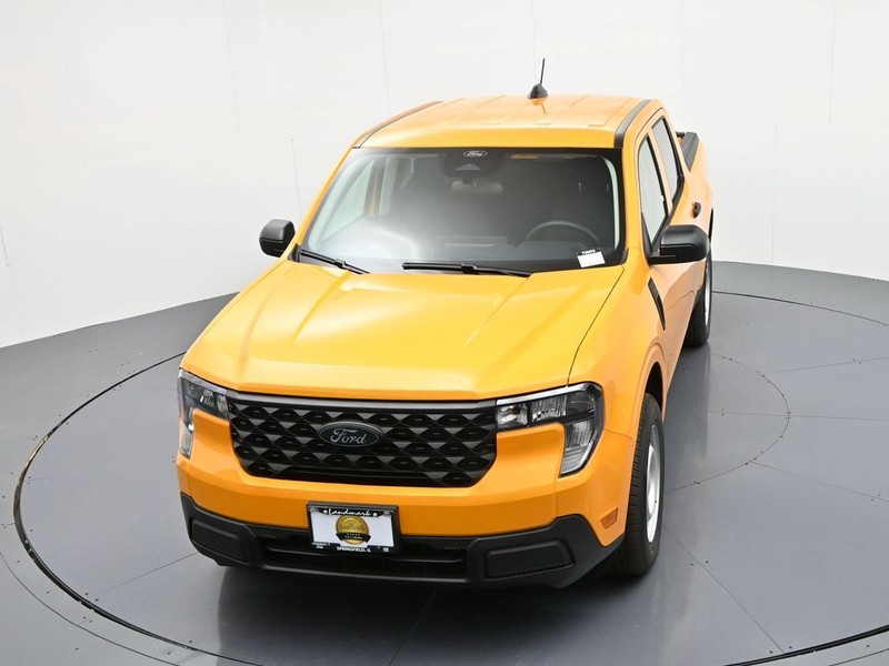 Ford Maverick Vehicle Full-screen Gallery Image 18