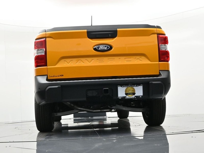 Ford Maverick Vehicle Full-screen Gallery Image 22