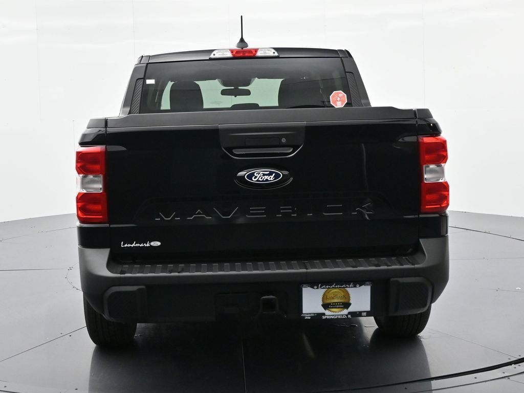 Ford Maverick Vehicle Full-screen Gallery Image 7