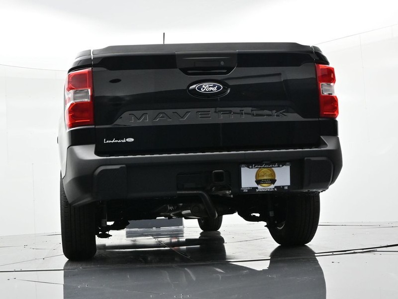 Ford Maverick Vehicle Full-screen Gallery Image 22