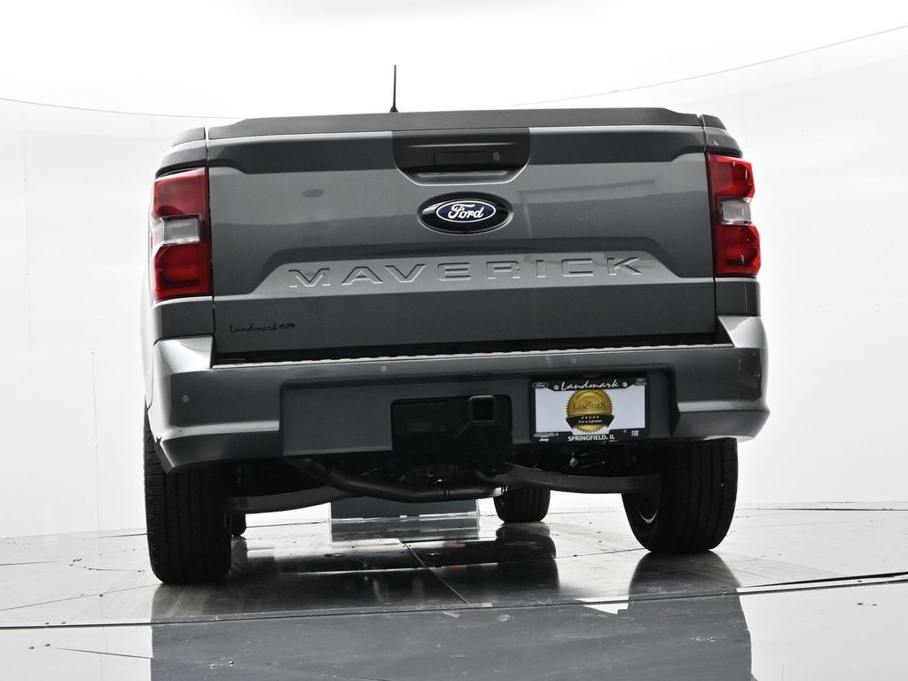 Ford Maverick Vehicle Full-screen Gallery Image 24