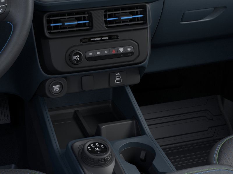 Ford Maverick Vehicle Full-screen Gallery Image 16