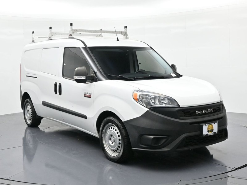 Ram ProMaster City Cargo Van Vehicle Full-screen Gallery Image 4