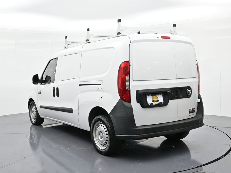 Ram ProMaster City Cargo Van Vehicle Full-screen Gallery Image 8