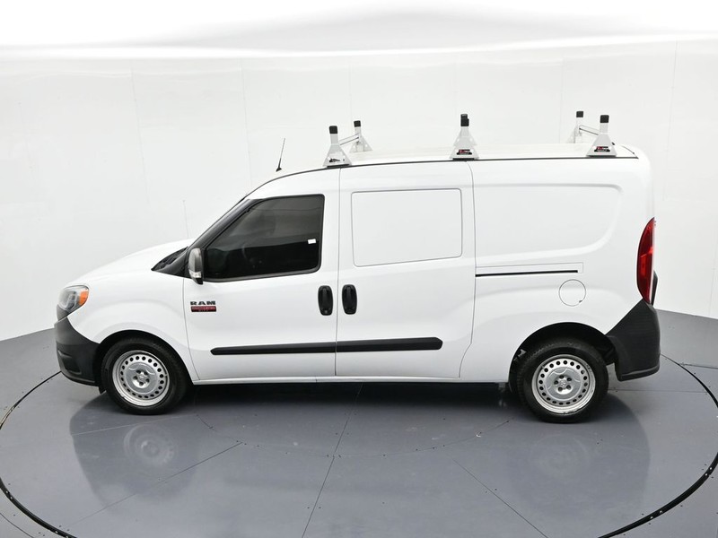 Ram ProMaster City Cargo Van Vehicle Full-screen Gallery Image 18